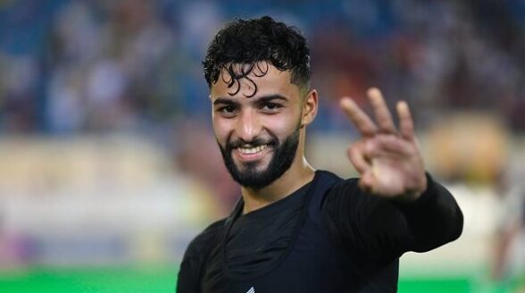 القادسية يتمسك بنجمه.. ويرفض عرض الهلال لضم أبو الشامات