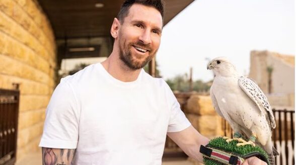 اتحاد جدة يقدم عرضًا خرافيًا لميسي بقيمة 1.4 مليار يورو