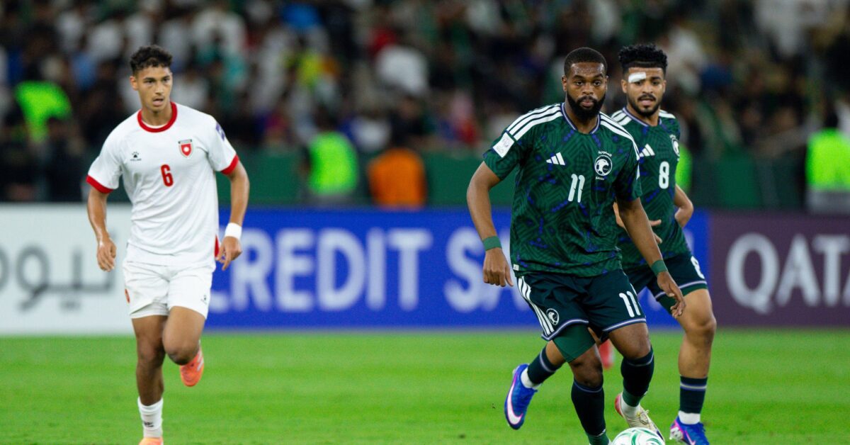 “الأخضر” يتعثر في موقعة النشامى.. منتخب الأردن يقلب الطاولة على السعودية ويُشعل صراع التأهل