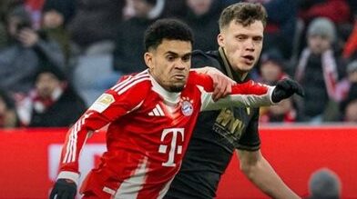 بايرن ميونخ تهزم على أرضها من أوغسبورغ بنتيجة 2/1