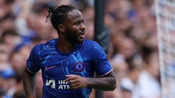 تشيلسي يبحث في موقف رحيم ستيرلينج قبل غلق الانتقالات الشتوية