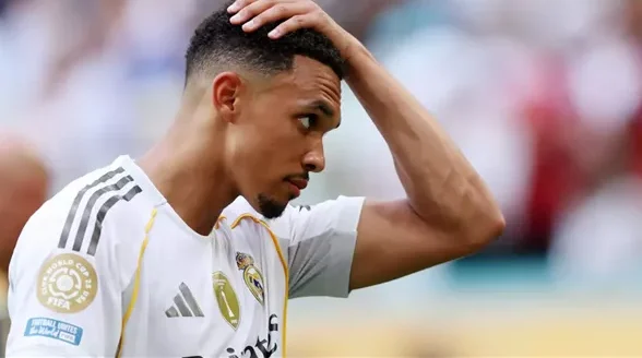 حقيقة رحيل أرنولد عن ريال مدريد هل يعود للدوري الإنجليزي