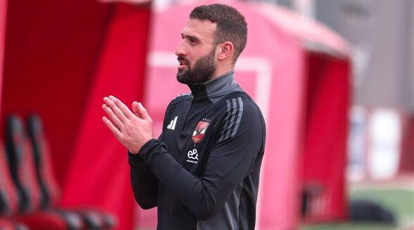 عمر كمال عبدالواحد يبدأ تدريباته مع فريق سيراميكا الجديد