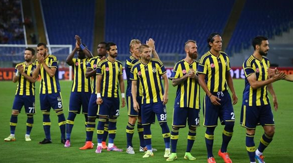 لاعبون في فنربخشه يتعرضون للسجن لاعتدائهم على مسؤول بجلطة سراي