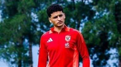 محمد عبدالله ينهي مسيرته مع الأهلي وينضم لسيراميكا في صفقة مروان عثمان