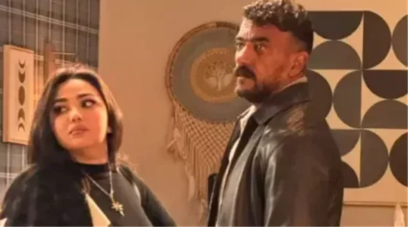 أحمد العوضي يروج لأغنية مسلسله علي كلاي مع رحمة محسن