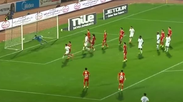 البنك الأهلي يتقدم بهدف مصطفى شلبي أمام الأهلي في الشوط الأول