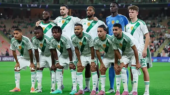 التشكيلة الرسمية لأهلي جدة أمام الهلال في الدوري السعودي