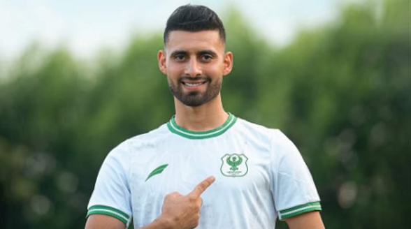 المصري يعلن خضوع باهر المحمدي لعملية جراحية بعد مباراة الزمالك