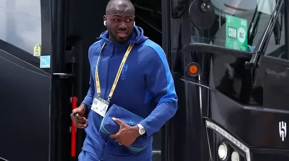 بعد تمديد عقد نيفيز.. الهلال السعودي يدرس تجديد عقد كوليبالي