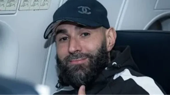 بنزيما يقود فريق الهلال إلى نجران لمواجهة الأخدود