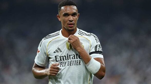 ريال مدريد يستعيد خدمات ترينت ألكسندر أرنولد لمواجهة فالنسيا