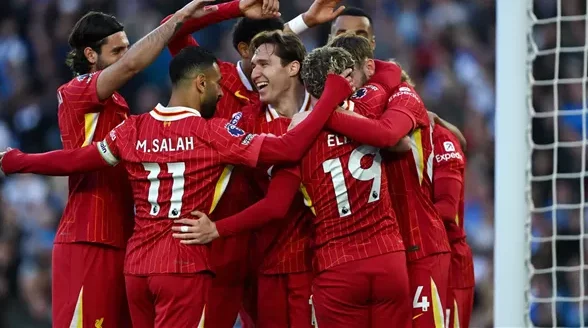 ستيفن جيرارد يؤكد أن جماهير ليفربول ساعدت فيرتز على استعادة مستواه