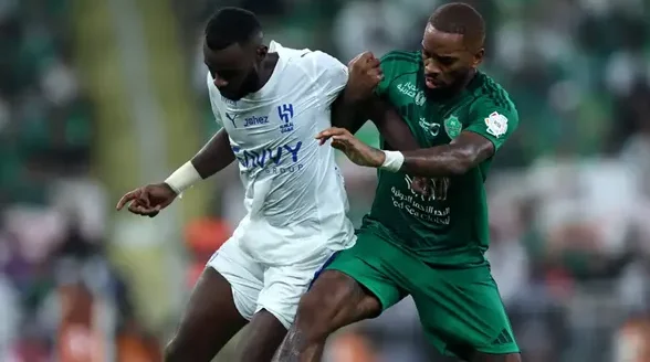 موعد مباراة الكلاسيكو السعودي بين أهلي جدة والهلال اليوم والقنوات الناقلة